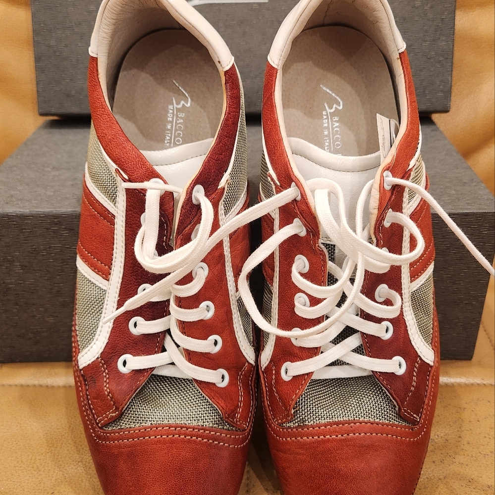 Bacco Bucci Red and White Sneakers Retro-Inspired Design - Picture 6 of 7